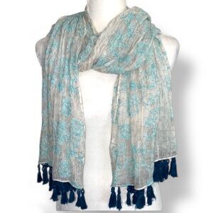 American Eagle White Gray Teal Embroidered Wild Flowers Tassels Scarf Spring